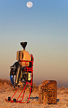 Motorschirm in der Wüste